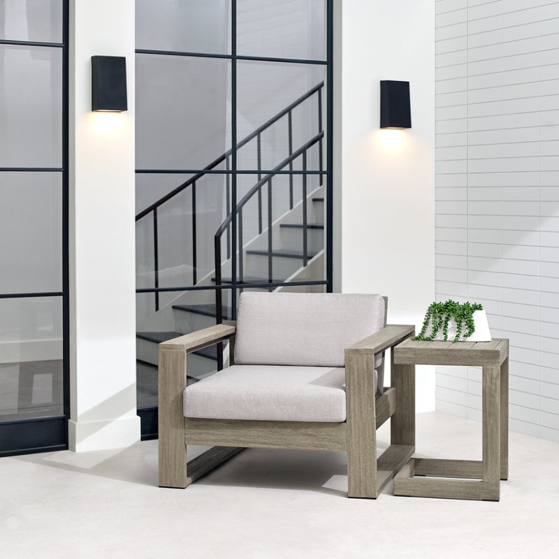 Visual Comfort SLO1321 Kakudo 1-lt 11" Tall LED Outdoor Large Wall Lantern