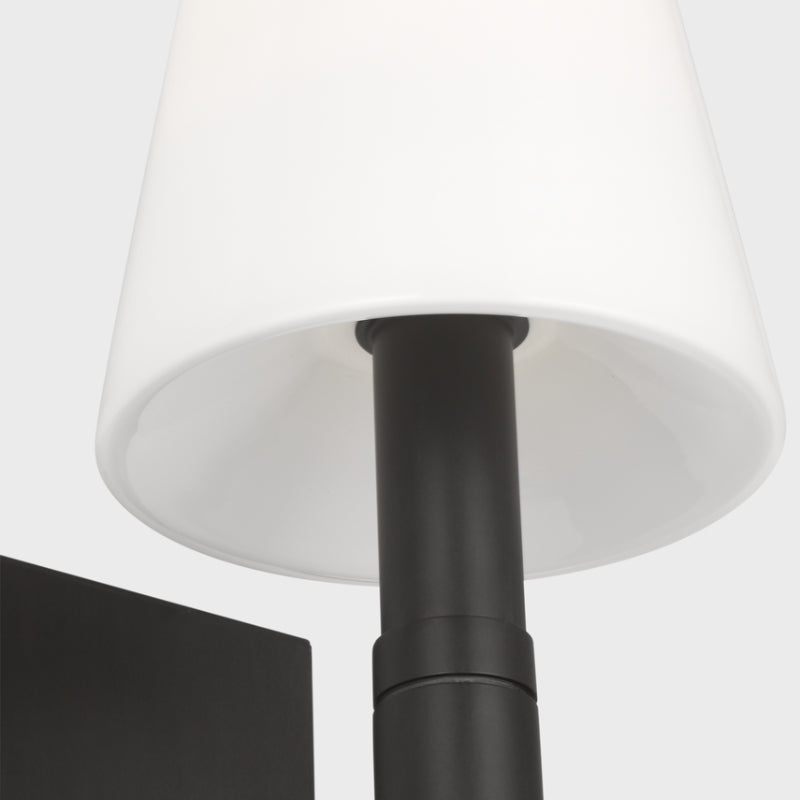 Visual Comfort TV1001 Beckham Classic 1-lt 14" Tall Wall Sconce