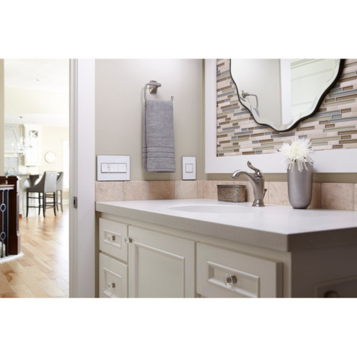 Adorne AWM Screwless Wall Plate, Mirror White
