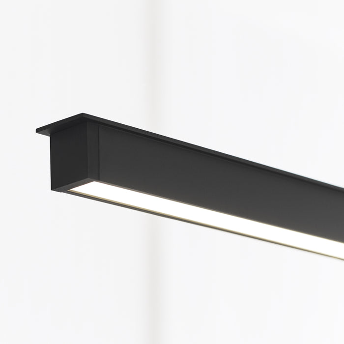 Visual Comfort 700LSSTG72 Stagger 1-lt 72" LED Linear Suspension