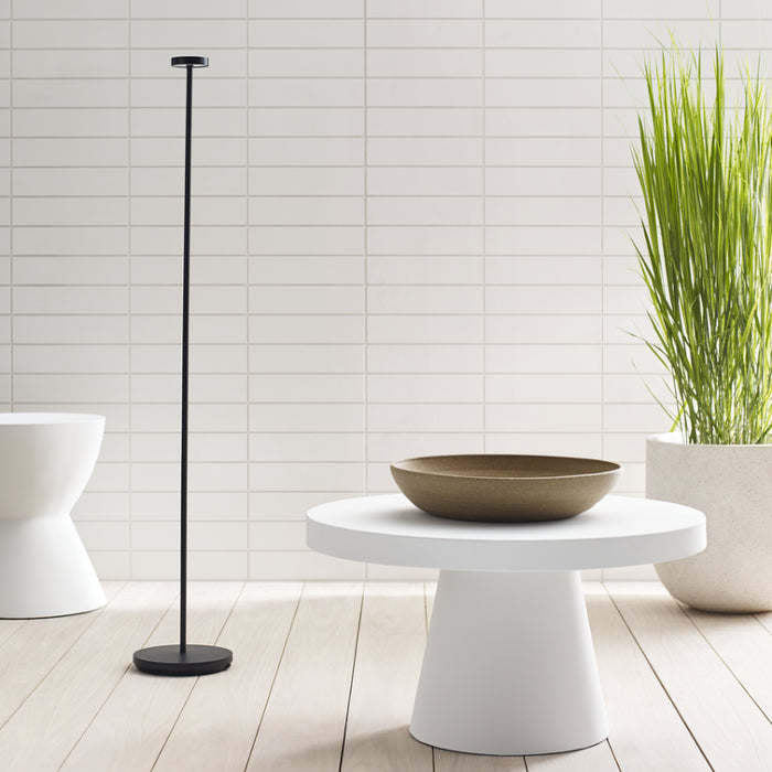 Visual Comfort SLFL537 Moneta 1-lt 49" Tall LED Rechargeable Floor Lamp