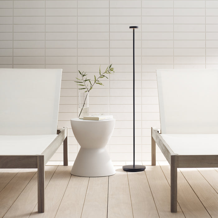 Visual Comfort SLFL537 Moneta 1-lt 49" Tall LED Rechargeable Floor Lamp