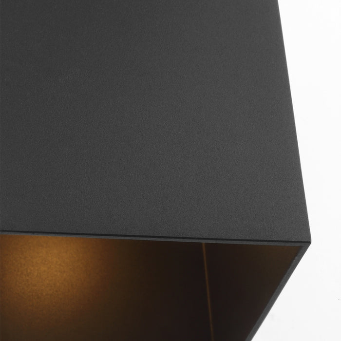 Visual Comfort SLO1121 Pohl 1-lt 5" Outdoor Medium Wall Lantern - Textured Black
