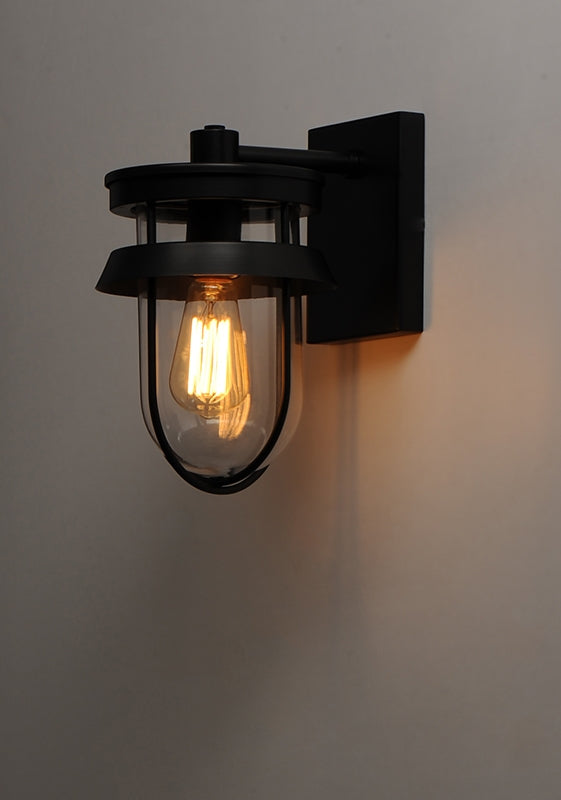 Maxim 10266 Breakwater 1-lt 7" Outdoor Wall Sconce