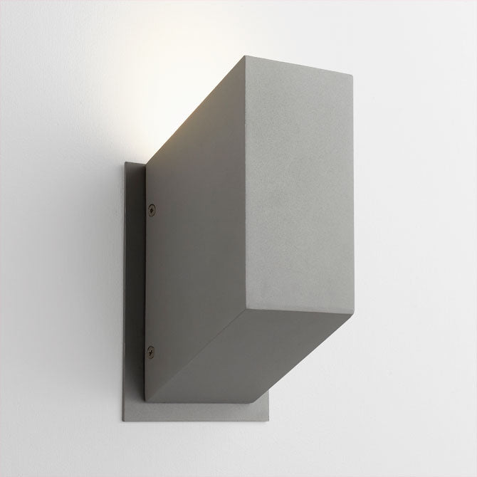 3-700 Uno 1-lt LED Outdoor Wall Sconce