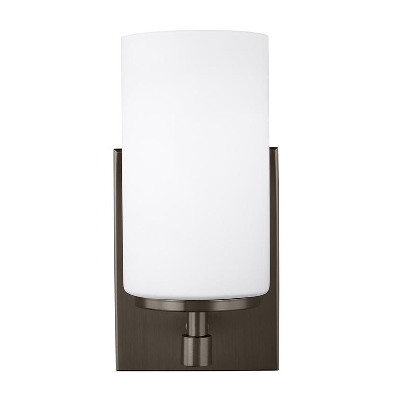 Generation 4124601 Alturas 1-lt 9" Tall Bath Sconce