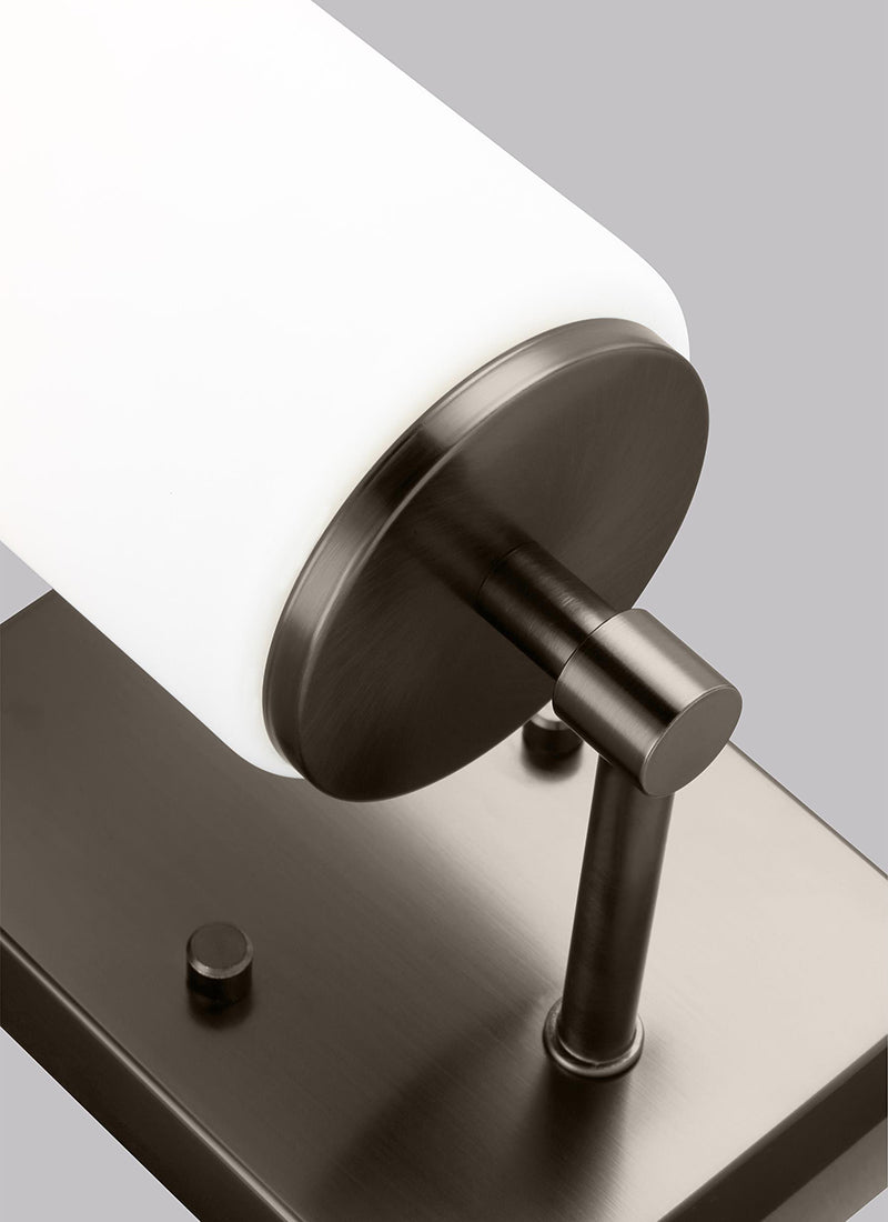 Generation 4124601 Alturas 1-lt 9" Tall Bath Sconce