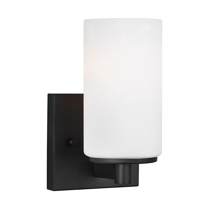 Sea Gull 4139101 Hettinger 1-lt 8" Tall Bath Sconce