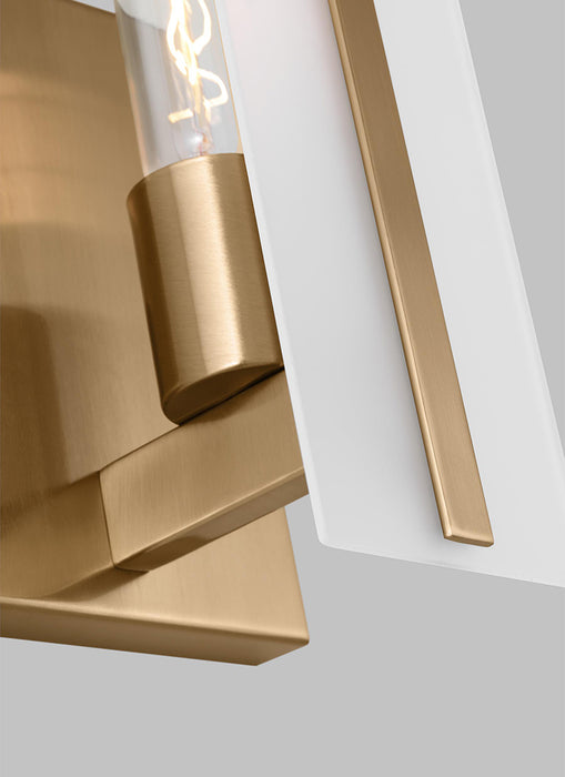 Sea Gull 4154301 Dex 1-lt 10" Tall Bath Sconce