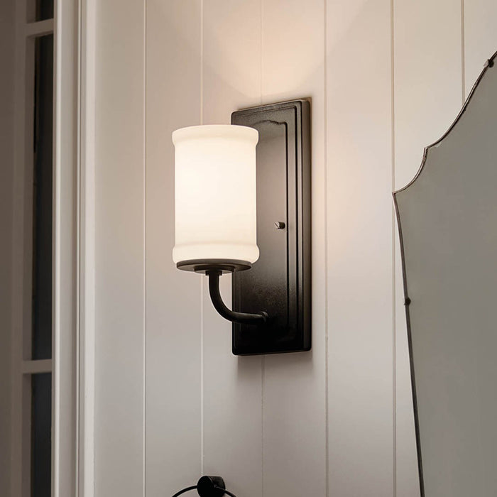 Kichler 52454 Vetivene 1-lt 12" Tall Wall Sconce