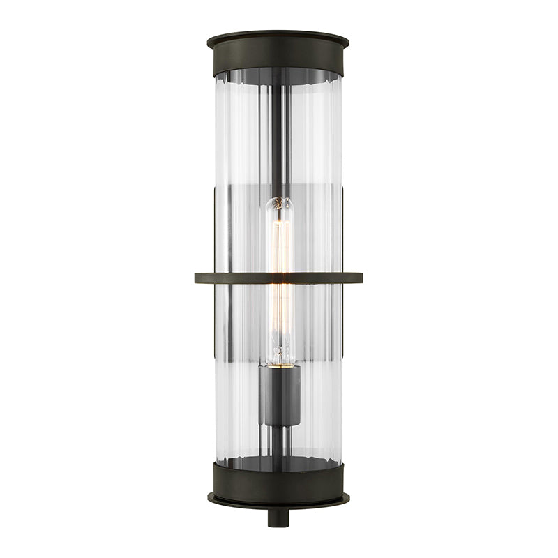 Visual Comfort 8726701EN7 Alcona 1-lt 18" Tall LED Outdoor Wall Lantern