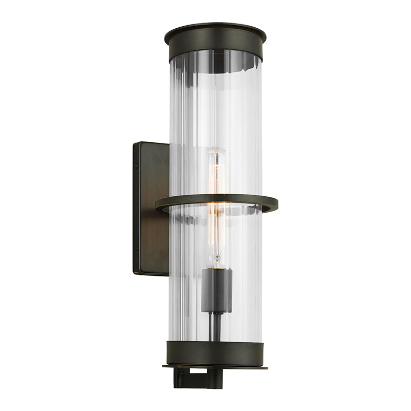 Visual Comfort 8726701EN7 Alcona 1-lt 18" Tall LED Outdoor Wall Lantern