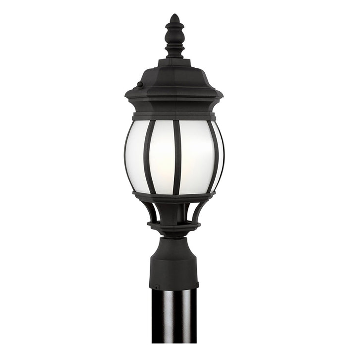 89202 Wynfield 1-lt 18.5" Tall Outdoor Post Lantern, Frosted Glass