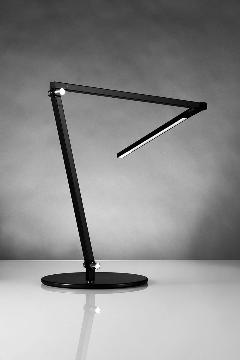 Z-BAR KONCEPT LEDフロアライト 昼白色（本体色：黒） Z-Bar LED Floor Lamp – City Lights SF