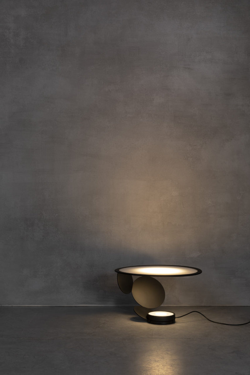 Axo ULCUT Cut 20" LED Table Lamp