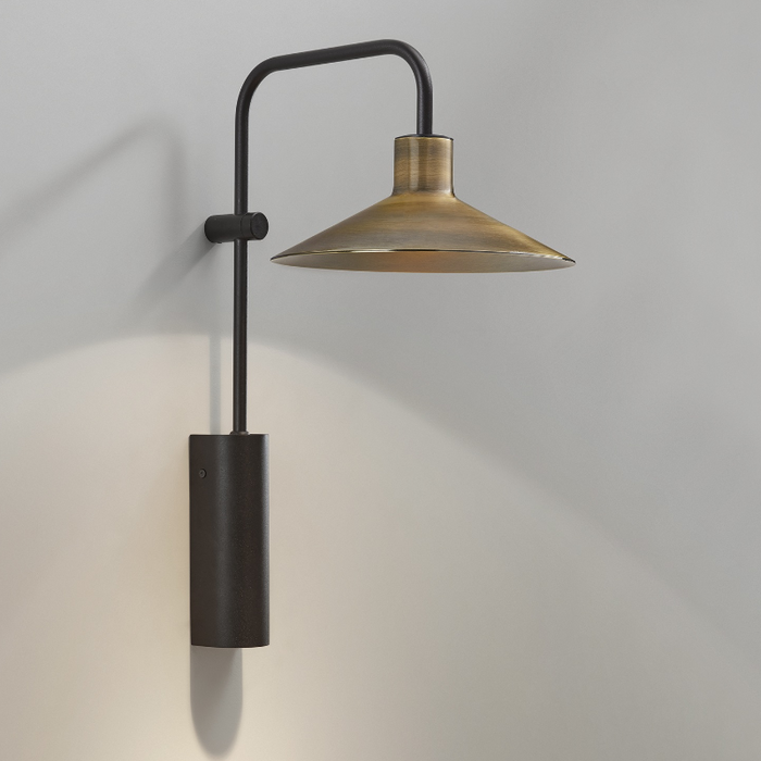 Bover Platet A/02 1-lt 16" Tall LED Wall Sconce, Switch LED