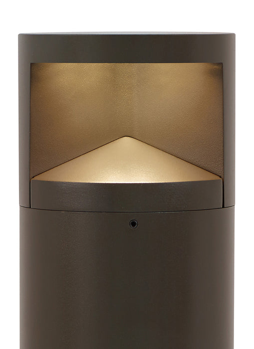 Tech 700OBARK1 Arkay One 37" Tall LED Outdoor Bollard, 4000K