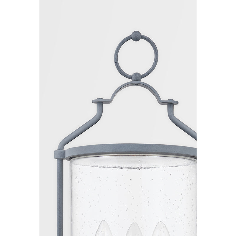 Troy P1321 Burbank 3-lt 20" Tall Post Light