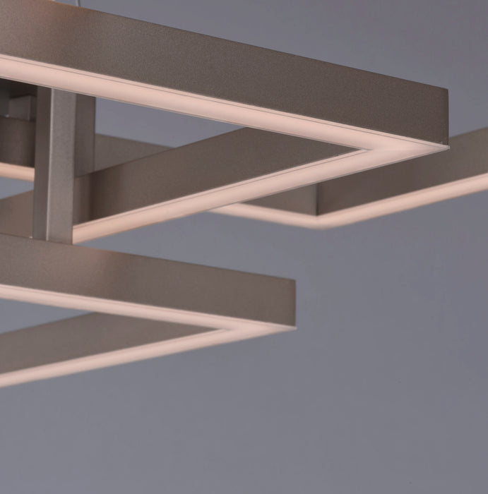ET2 E21513 Traverse 12-lt LED Flush Mount - Champagne