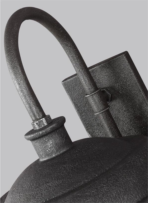 Generation WB1828 Lennex 1-lt Outdoor Wall Lantern