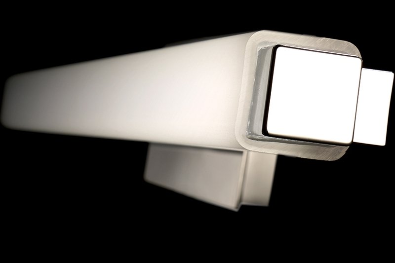Modern Forms WS-21718 Mini Vogue 1-lt 20" LED Bath Light