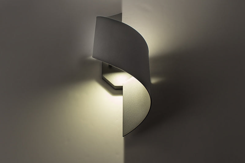 Modern Forms WS-W34517 Helix 1-lt 17" Tall LED Outdoor Wall Light